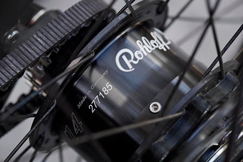 Fabricación alemana, máxima fiabilidad y mínimo mantenimiento. El cambio Rohloff en el buje de la Riese & Müller Load 60 es una maravilla
