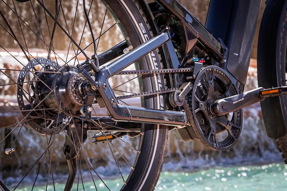 Transmisión electrónica Rohloff E14 y correa dentada Gates de carbono en la Homage GT Rohloff, una combinación fiable